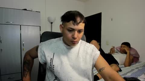 Snapshot of carlitosex09 chatting on February 14, 9:32 pm master online show from February 14, 9:32 pm