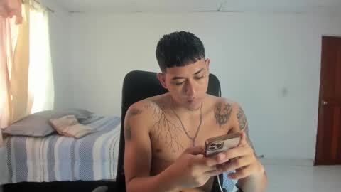 Snapshot of carlitosex09 chatting on September 14, 1:56 pm master online show from September 14, 1:56 pm