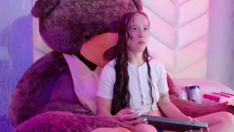 caro_adams1 online show from January 17, 12:14 pm