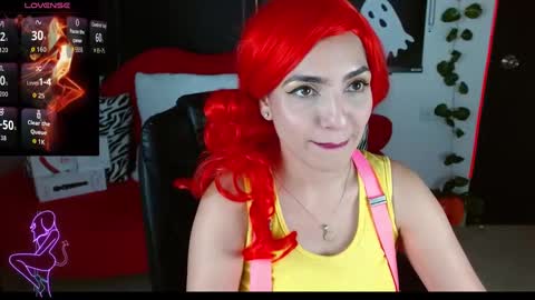 Caroline online show from October 17, 3:16 pm