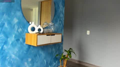 carolina_zaens online show from June 5, 3:17 pm