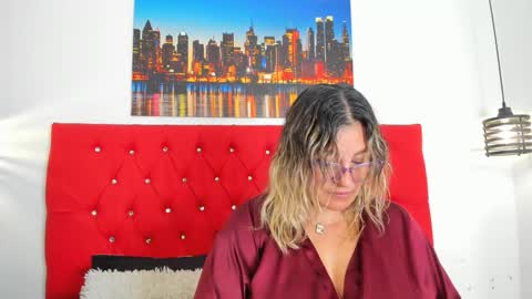 Carolina online show from March 25, 6:14 pm