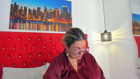 Carolina online show from February 28, 8:02 pm