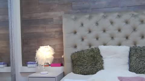 carolinahart online show from November 12, 9:17 pm