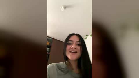 Carolina online show from April 5, 6:16 pm