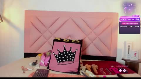 caroline daring online show from June 8, 1:23 pm