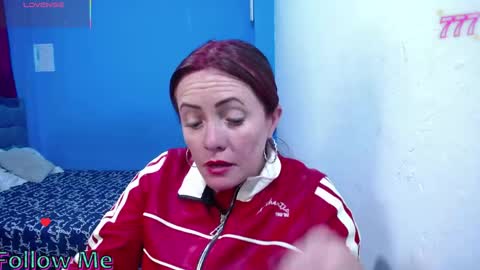 Carolinhe  online show from May 22, 8:48 pm