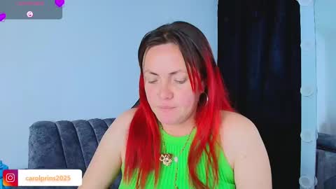 Carolinhe  online show from October 3, 10:40 pm