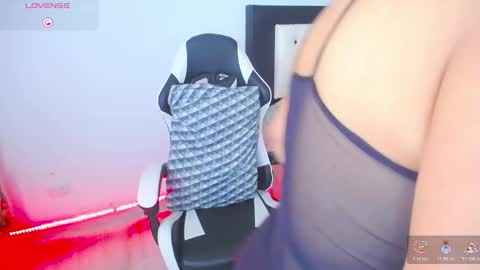 CarolinneFiotti online show from October 27, 5:24 pm