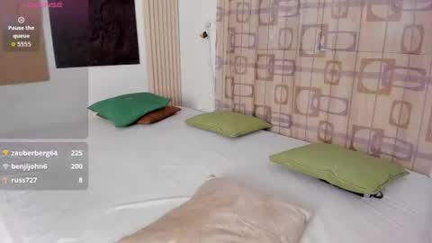 caroll_marquez online show from July 28, 4:39 pm