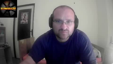 Snapshot of cascadacek chatting on October 6, 6:04 pm CASCADACEK online show from October 6, 6:04 pm