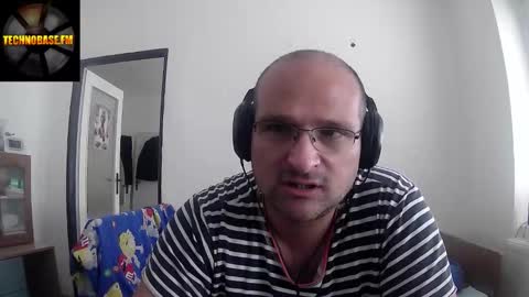 Snapshot of cascadacek chatting on September 13, 11:56 am CASCADACEK online show from September 13, 11:56 am