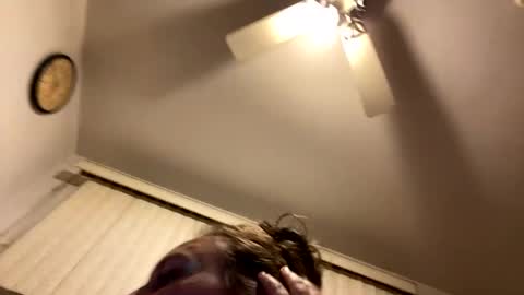 Cash Couple online show from November 10, 9:45 am