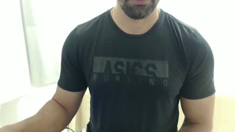 cashmastermuscle77 online show from January 5, 10:46 pm