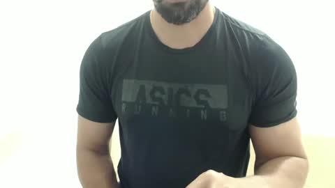 cashmastermuscle77 online show from November 11, 6:10 pm