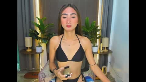 cassandrafoxxx online show from June 14, 5:15 pm