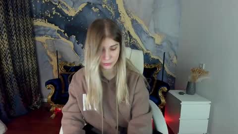 Lena online show from March 12, 7:13 am