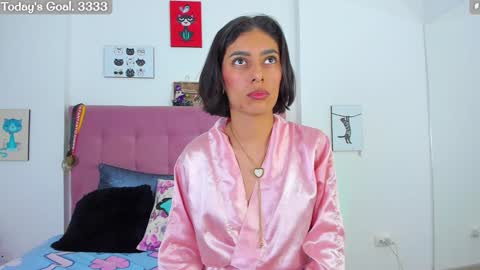 Snapshot of casseydagger chatting on December 2, 5:19 am CASSEY online show from December 2, 5:19 am