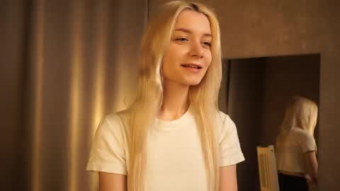 Cassie online show from February 25, 2:48 pm