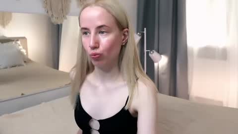 Cassie online show from June 13, 9:36 pm