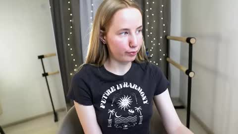 Cassie online show from December 21, 9:32 pm