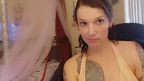 Cassiemichelle online show from June 9, 1:11 pm