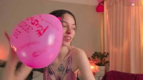 Snapshot of cassisland chatting on February 15, 12:26 am  cassandra  online show from February 15, 12:26 am