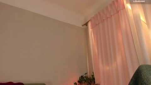 Snapshot of cassisland chatting on January 31, 9:16 pm  cassandra  online show from January 31, 9:16 pm