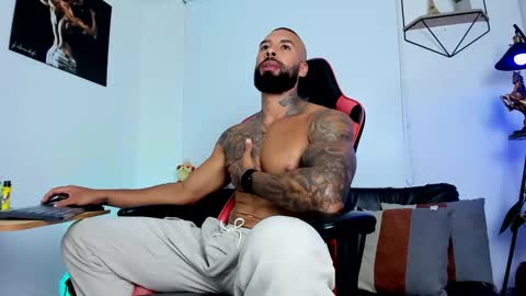 Matheo Brown online show from March 12, 7:58 pm