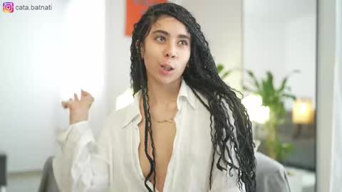 Catalina online show from March 12, 2:32 pm