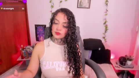 Cata green model independient online show from January 9, 7:52 pm