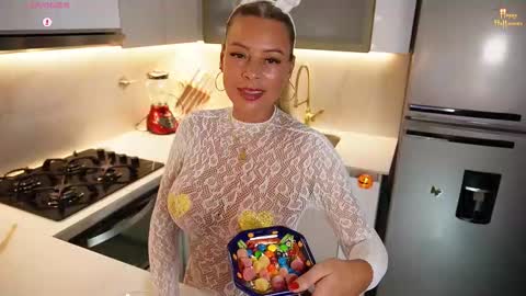 Cata  online show from November 1, 12:22 am