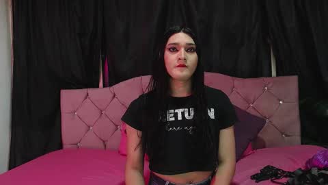 Snapshot of cataleya_divine chatting on October 23, 11:12 am Cata Prins online show from October 23, 11:12 am