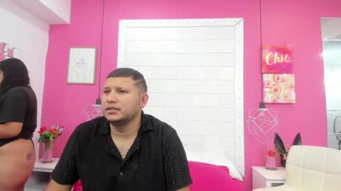 Snapshot of catalina_and_jhon chatting on October 20, 12:21 pm Jhon and Catalina online show from October 20, 12:21 pm
