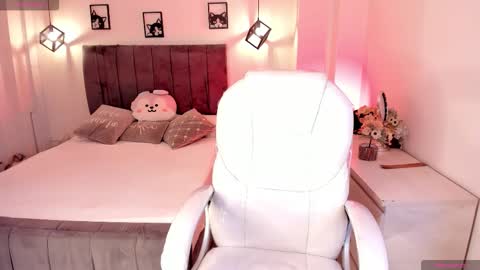 Catalina online show from September 14, 2:47 am