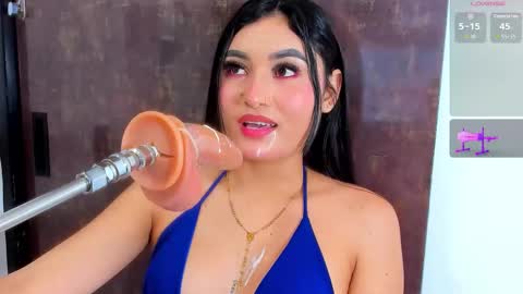 Catalina online show from November 7, 8:55 pm