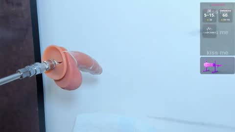 Catalina online show from March 1, 9:19 pm