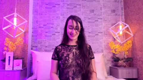 CatalinnaThompson online show from October 24, 4:52 pm