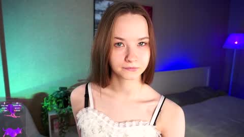 Kate online show from December 18, 7:47 am