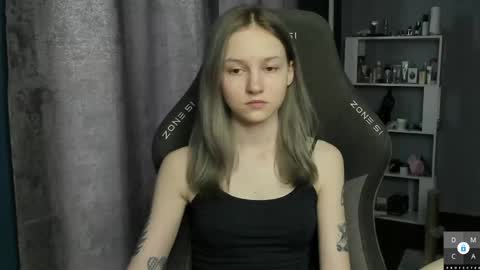 Sam online show from May 18, 4:02 pm