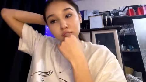 catherinepirs online show from April 13, 12:20 pm