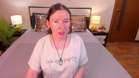 Catrin online show from May 11, 3:24 am