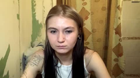 Lola online show from October 29, 10:21 pm