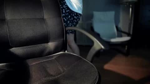 catmandoo21001 online show from September 25, 3:24 am