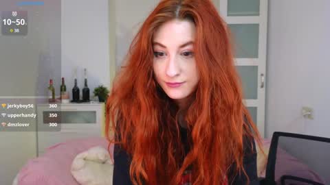 caty_cuddly online show from January 17, 12:10 pm