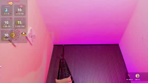 caty online show from October 19, 8:08 am