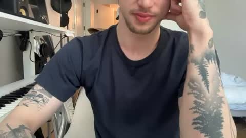 jdjayco online show from June 16, 5:17 pm