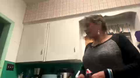 cece_vibez online show from October 12, 2:37 am