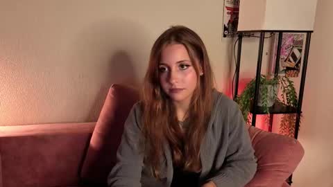 Lina  online show from September 19, 7:39 pm