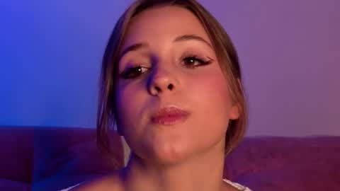 Lina  online show from November 15, 8:10 pm